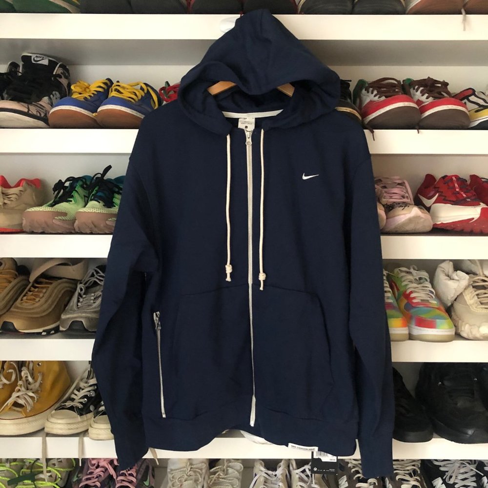 NIKE Standard Issue Dri-Fit Zip Hoodie